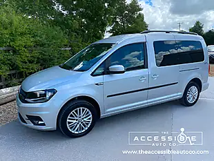 Used 2021 Volkswagen Caddy Maxi Life Silver - Interior and Exterior details 2