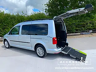 Used 2021 Volkswagen Caddy Maxi Life Silver - Interior and Exterior details 5