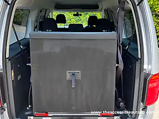 Used 2021 Volkswagen Caddy Maxi Life Silver - Interior and Exterior details 9