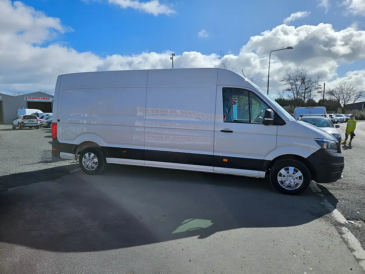 Used 2021 Volkswagen Crafter CR35 Lwb White - Interior and Exterior details 2