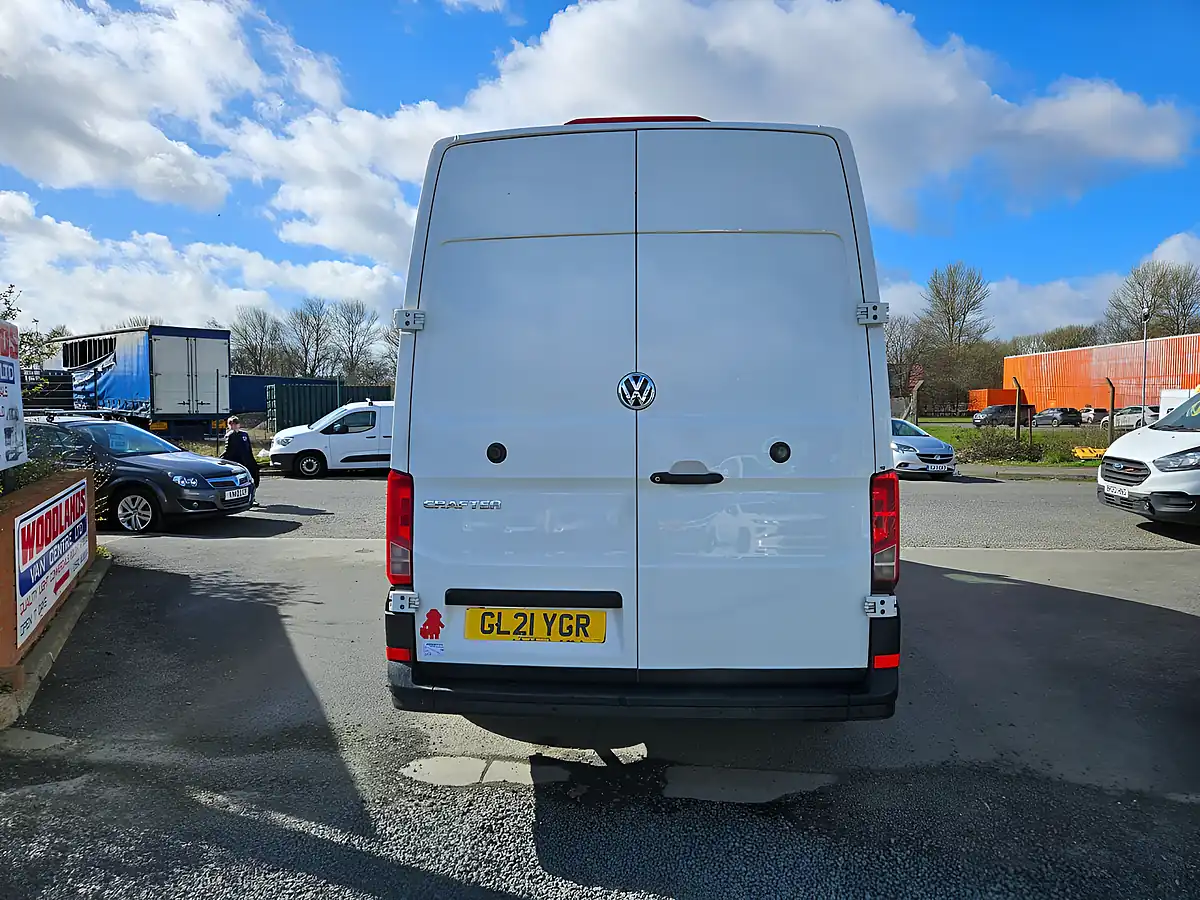 Used 2021 Volkswagen Crafter CR35 Lwb White - Interior and Exterior details 7