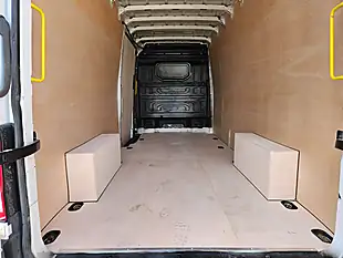 Used 2021 Volkswagen Crafter CR35 Lwb White - Interior and Exterior details 9