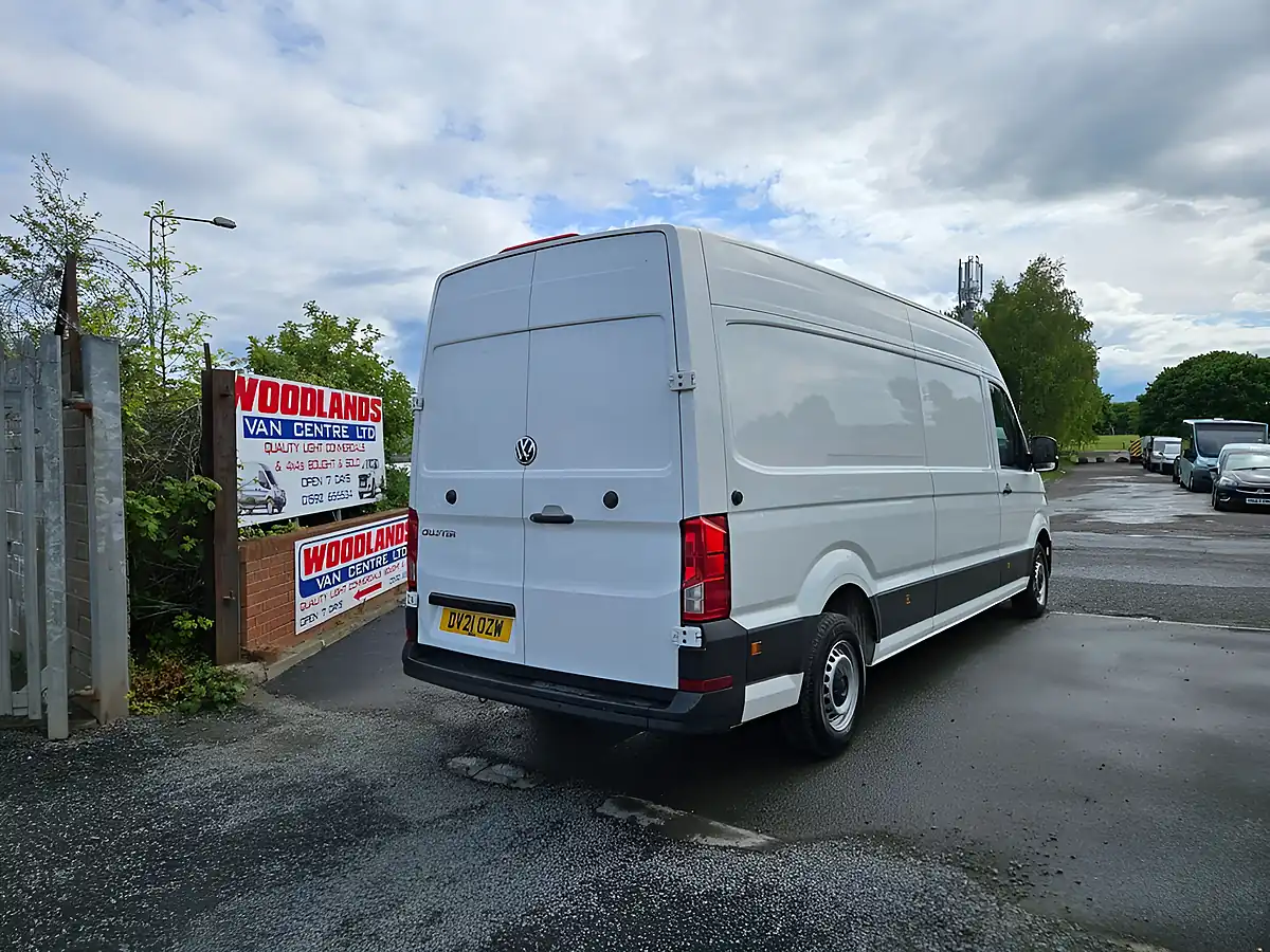 Used 2021 Volkswagen Crafter CR35 Trendline Lwb White - Interior and Exterior details 15