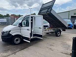 Used 2021 Volkswagen Crafter Double Crew Cab Tipper Lwb RWD White - Interior and Exterior details 10