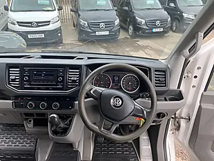 Used 2021 Volkswagen Crafter Double Crew Cab Tipper Lwb RWD White - Interior and Exterior details 16