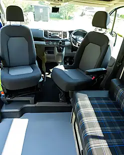 Used 2021 Volkswagen Crafter Startline Blue - Interior and Exterior details 16