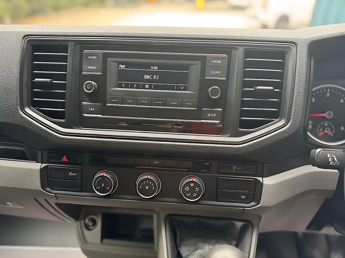 Used 2021 Volkswagen Crafter Startline White - Interior and Exterior details 12