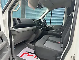Used 2021 Volkswagen Crafter Startline White - Interior and Exterior details 14