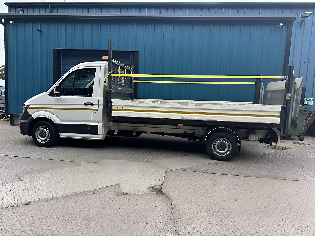 Used 2021 Volkswagen Crafter Startline White - Interior and Exterior details 5