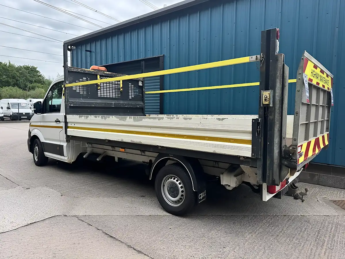 Used 2021 Volkswagen Crafter Startline White - Interior and Exterior details 9