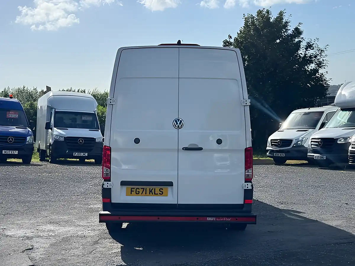 Used 2021 Volkswagen Crafter Startline White - Interior and Exterior details 12