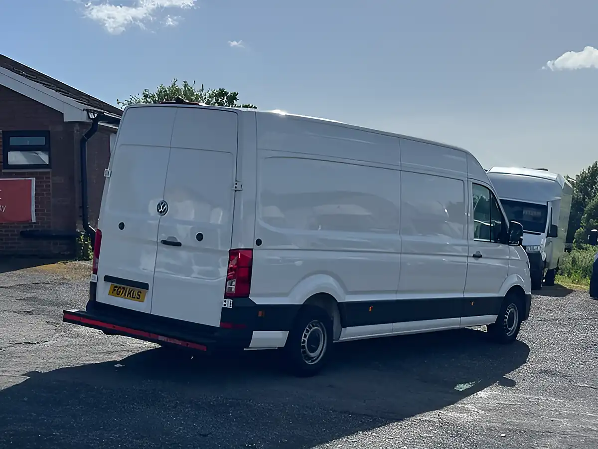 Used 2021 Volkswagen Crafter Startline White - Interior and Exterior details 6