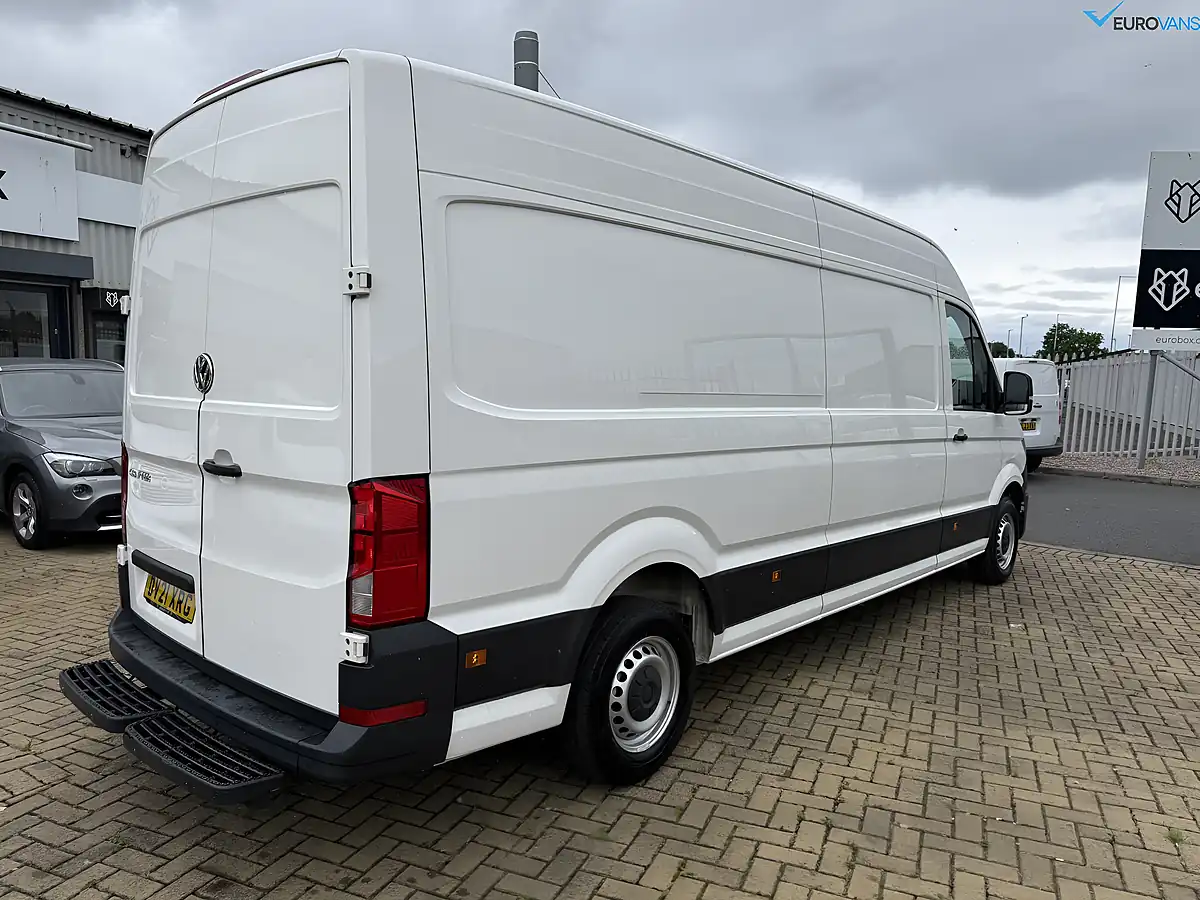 Used 2021 Volkswagen Crafter Startline White - Interior and Exterior details 2