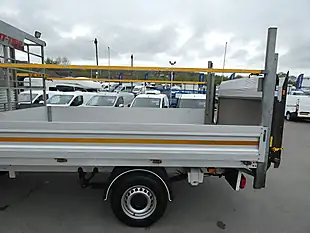 Used 2021 Volkswagen Crafter Startline White - Interior and Exterior details 12