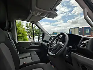 Used 2021 Volkswagen Crafter Startline White - Interior and Exterior details 11
