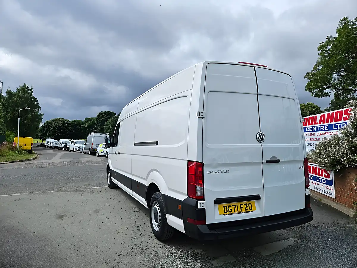 Used 2021 Volkswagen Crafter Startline White - Interior and Exterior details 6