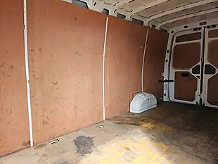 Used 2021 Volkswagen Crafter Startline White - Interior and Exterior details 9