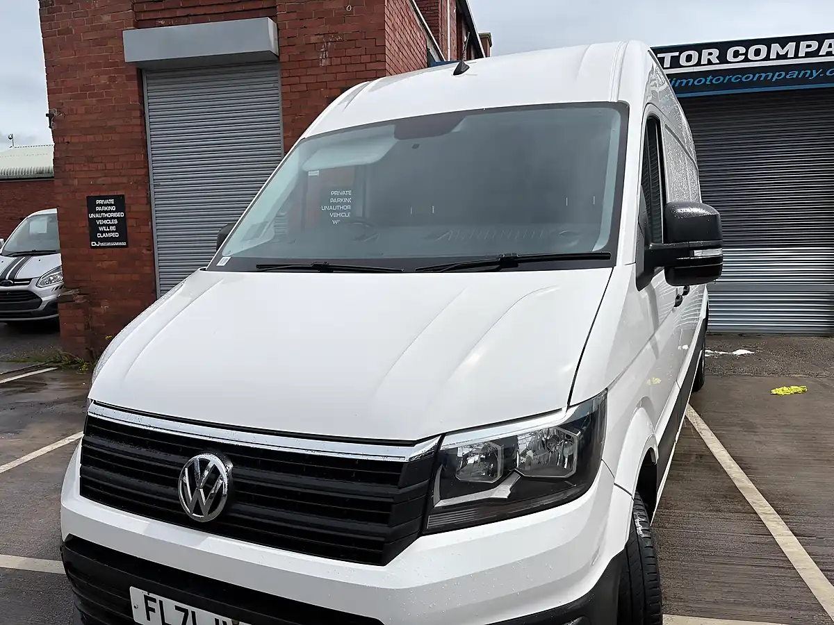 Used 2021 Volkswagen Crafter Startline White - Interior and Exterior details 11