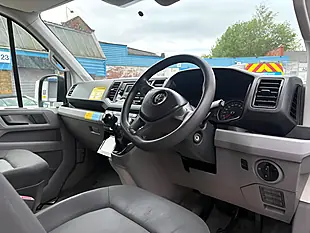Used 2021 Volkswagen Crafter Startline White - Interior and Exterior details 17