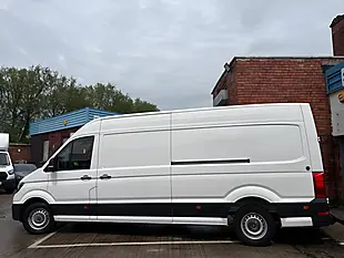 Used 2021 Volkswagen Crafter Startline White - Interior and Exterior details 19