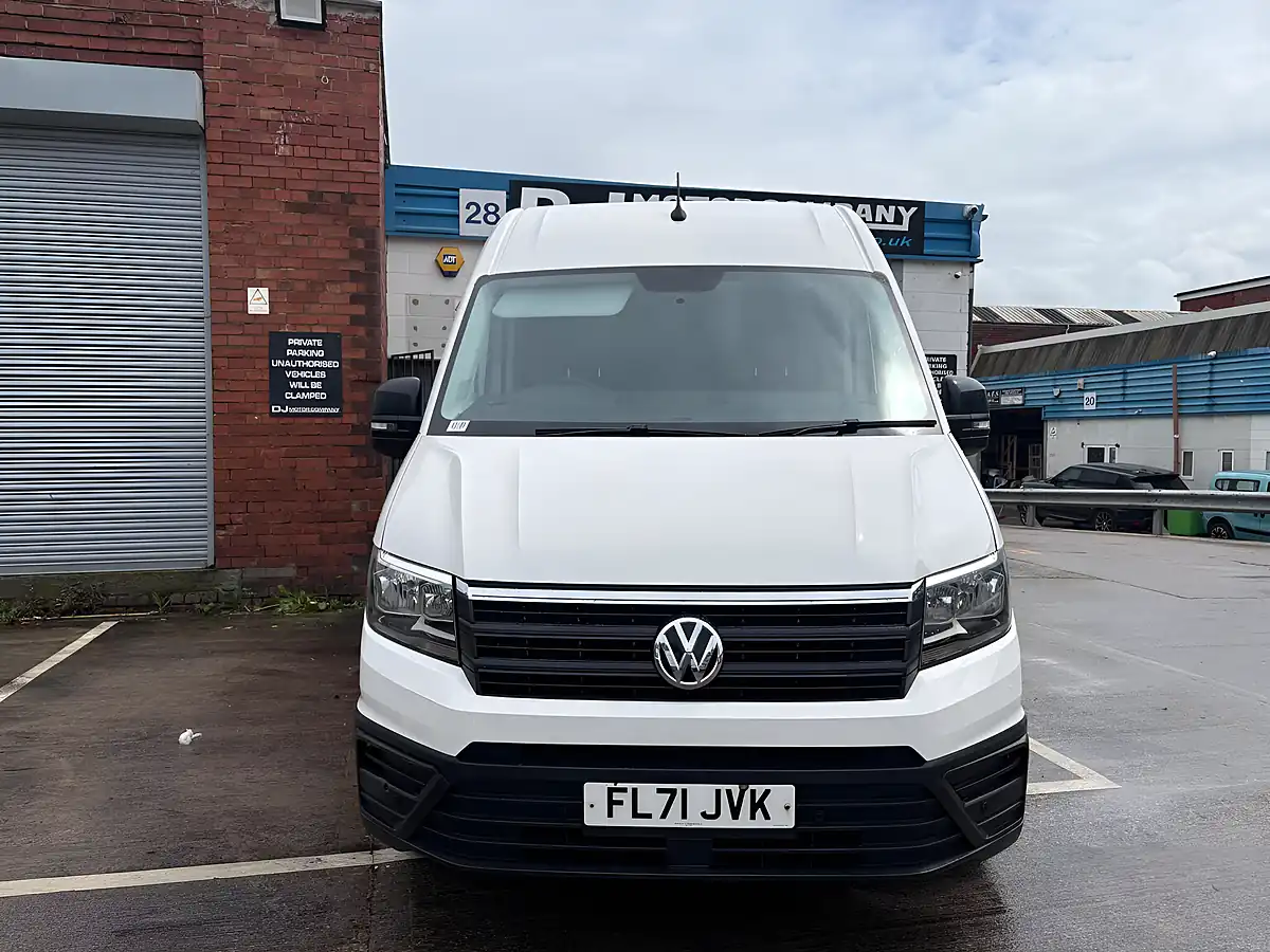 Used 2021 Volkswagen Crafter Startline White - Interior and Exterior details 2