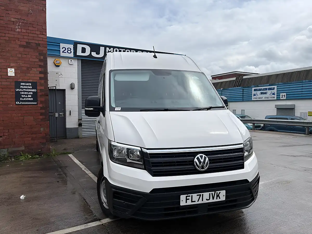 Used 2021 Volkswagen Crafter Startline White - Interior and Exterior details 3
