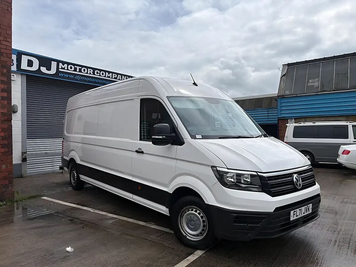 Used 2021 Volkswagen Crafter Startline White - Interior and Exterior details 4
