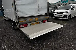 Used 2021 Volkswagen Crafter Startline White - Interior and Exterior details 10
