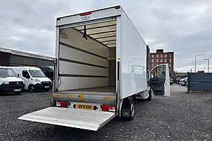 Used 2021 Volkswagen Crafter Startline White - Interior and Exterior details 12