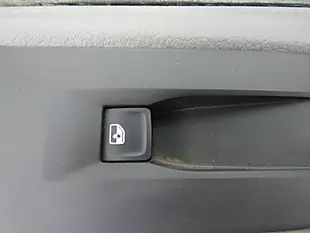Used 2021 Volkswagen Crafter Startline White - Interior and Exterior details 19
