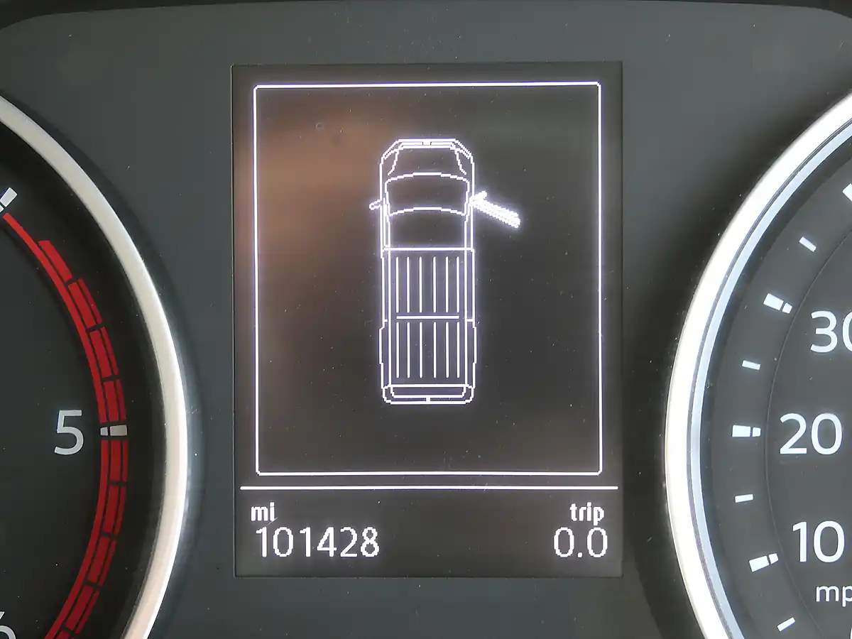 Used 2021 Volkswagen Crafter Startline White - Interior and Exterior details 7