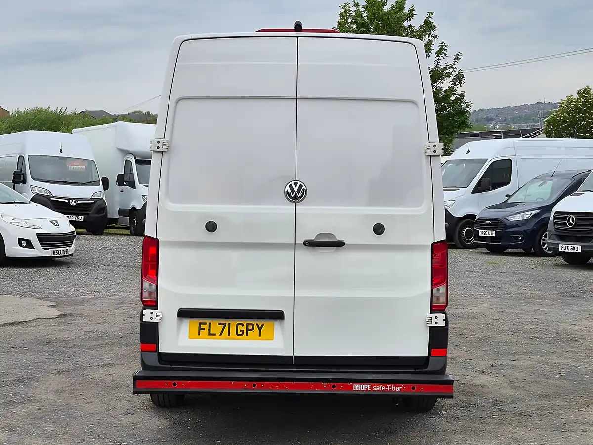 Used 2021 Volkswagen Crafter Startline White - Interior and Exterior details 4