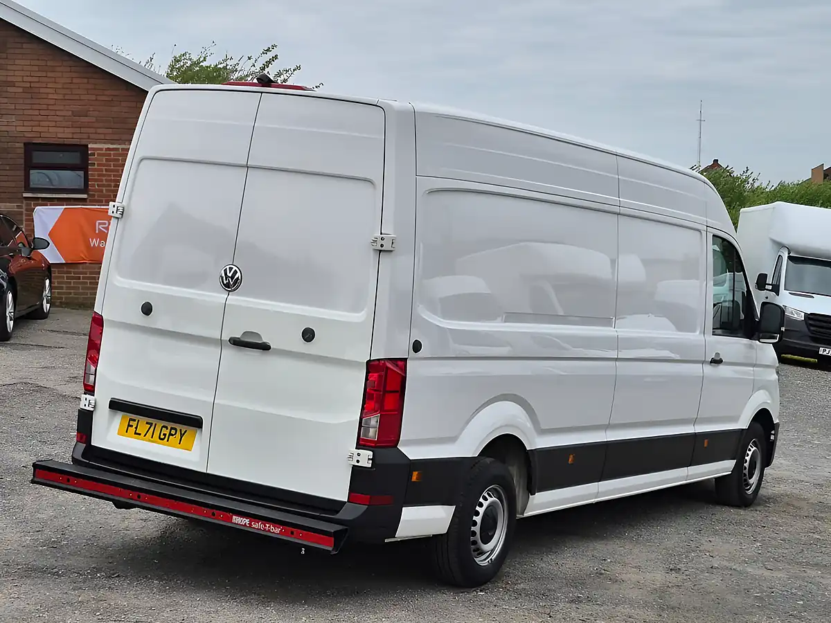 Used 2021 Volkswagen Crafter Startline White - Interior and Exterior details 7
