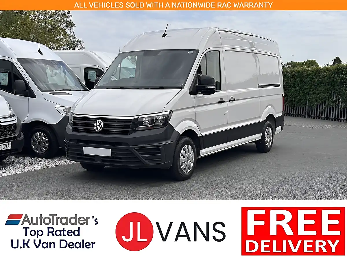 Used 2021 Volkswagen Crafter Trendline White - Front View