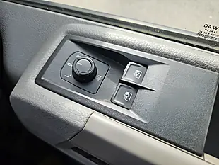 Used 2021 Volkswagen Crafter Trendline White - Interior and Exterior details 19