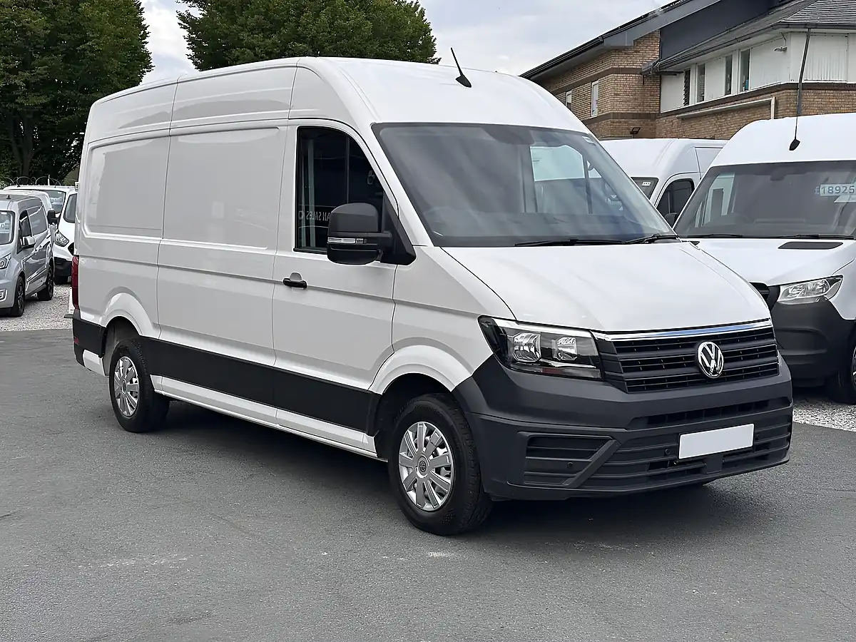 Used 2021 Volkswagen Crafter Trendline White - Interior and Exterior details 6