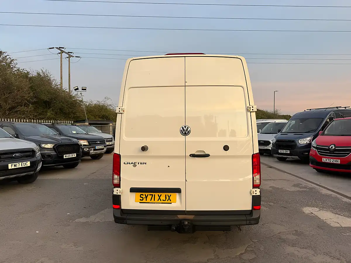 Used 2021 Volkswagen Crafter Trendline White - Interior and Exterior details 4