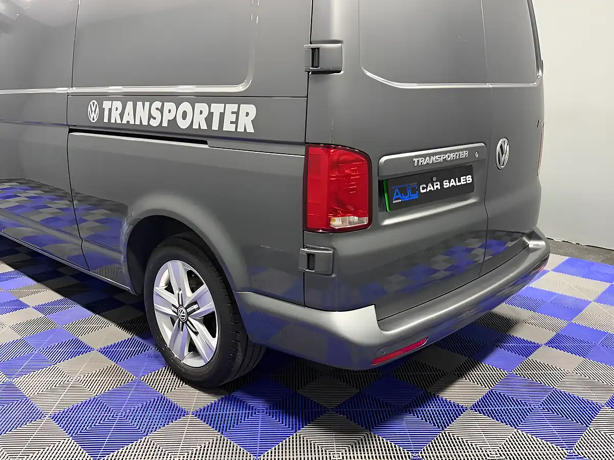 Used 2021 Volkswagen E-Transporter Advance Indium Grey - Interior and Exterior details 12