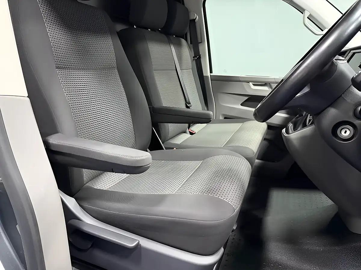 Used 2021 Volkswagen E-Transporter Advance Indium Grey - Interior and Exterior details 15