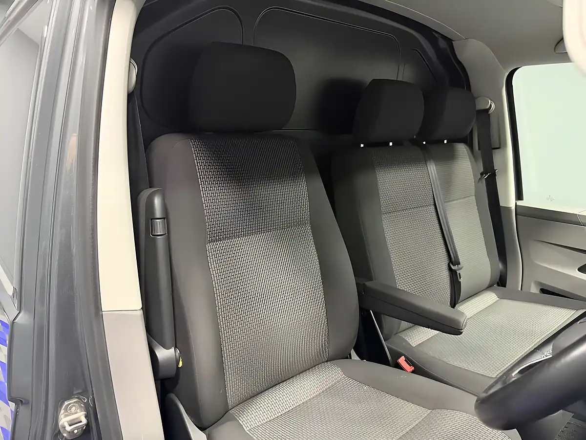 Used 2021 Volkswagen E-Transporter Advance Indium Grey - Interior and Exterior details 19