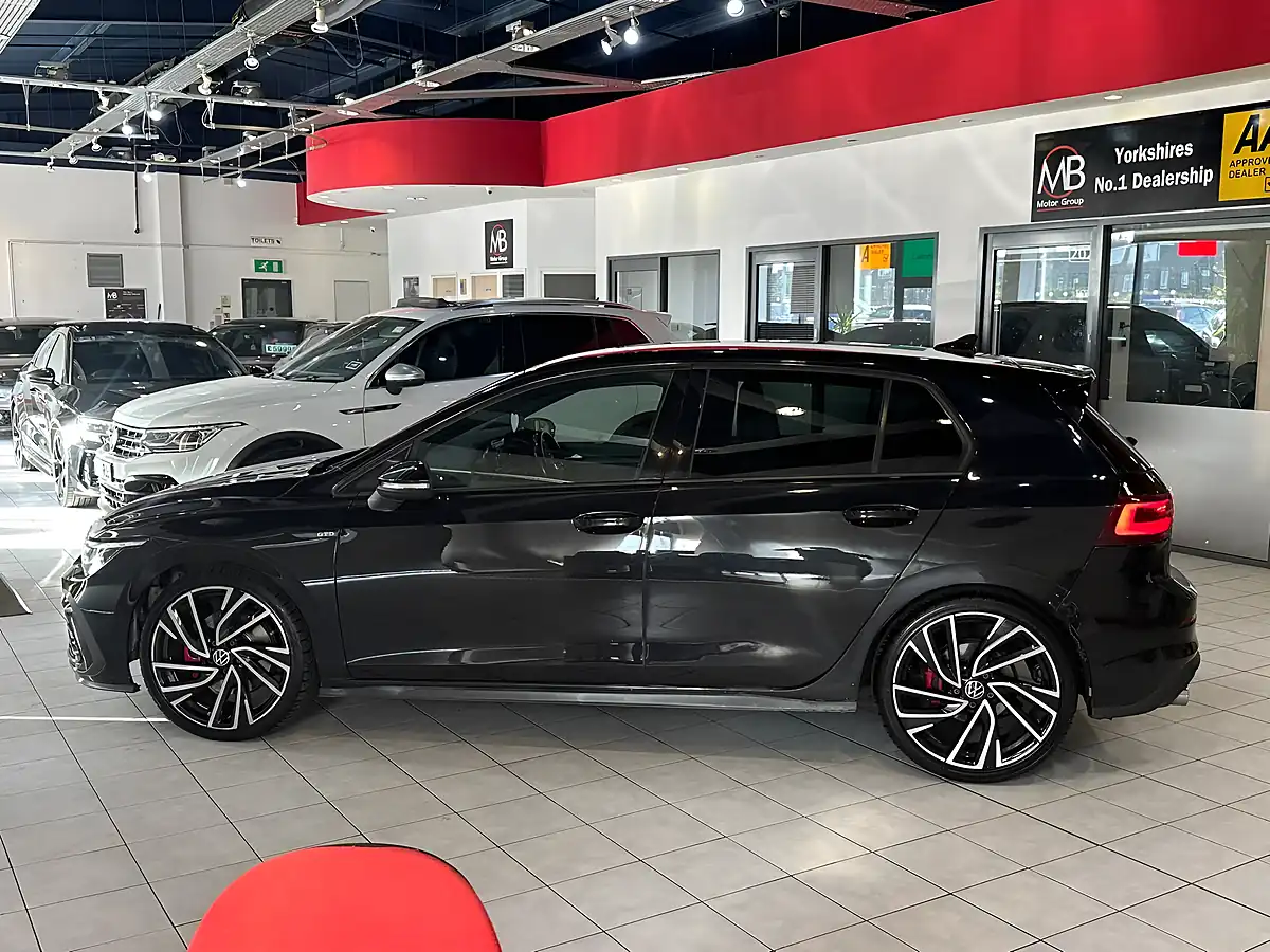 Used 2021 Volkswagen Golf Gtd Black - Interior and Exterior details 7