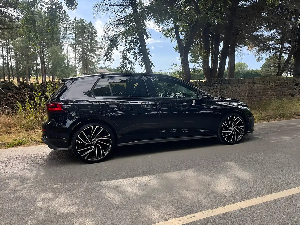 Used 2021 Volkswagen Golf Gtd Black - Interior and Exterior details 6