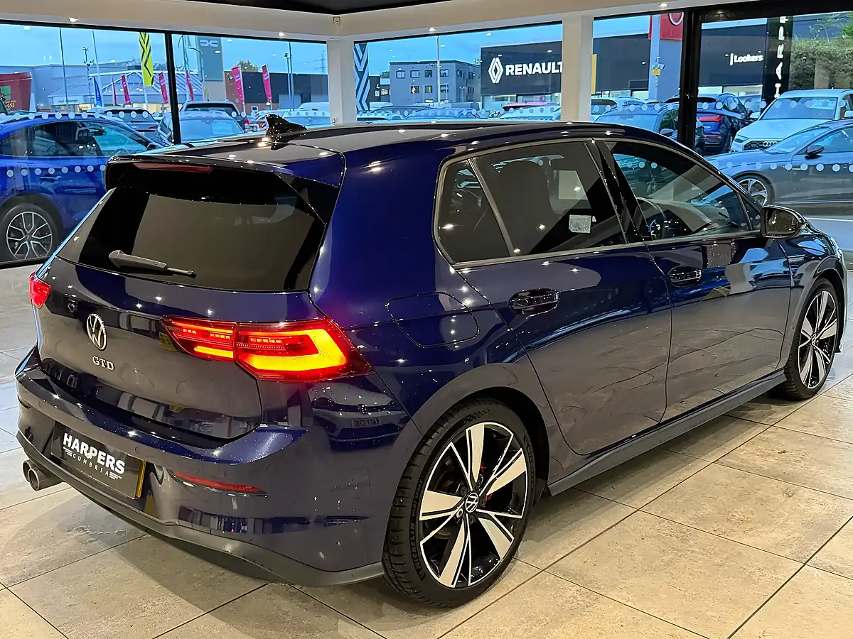 Used 2021 Volkswagen Golf Gtd Blue - Interior and Exterior details 16