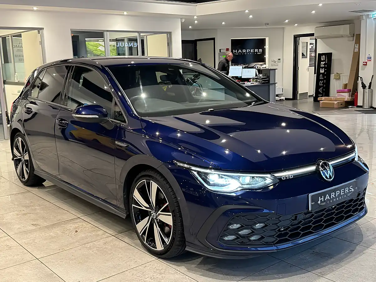 Used 2021 Volkswagen Golf Gtd Blue - Interior and Exterior details 17