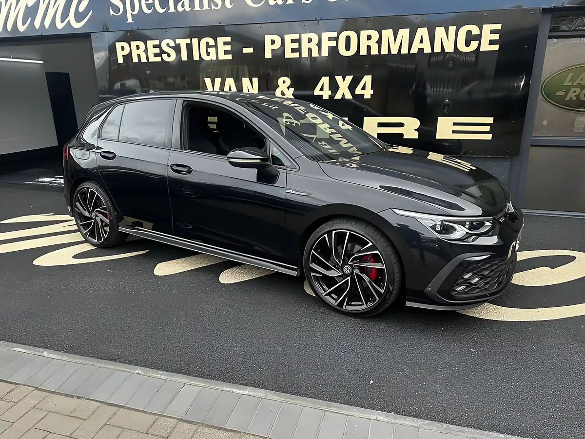 Used 2021 Volkswagen Golf Gtd Deep Black - Front View