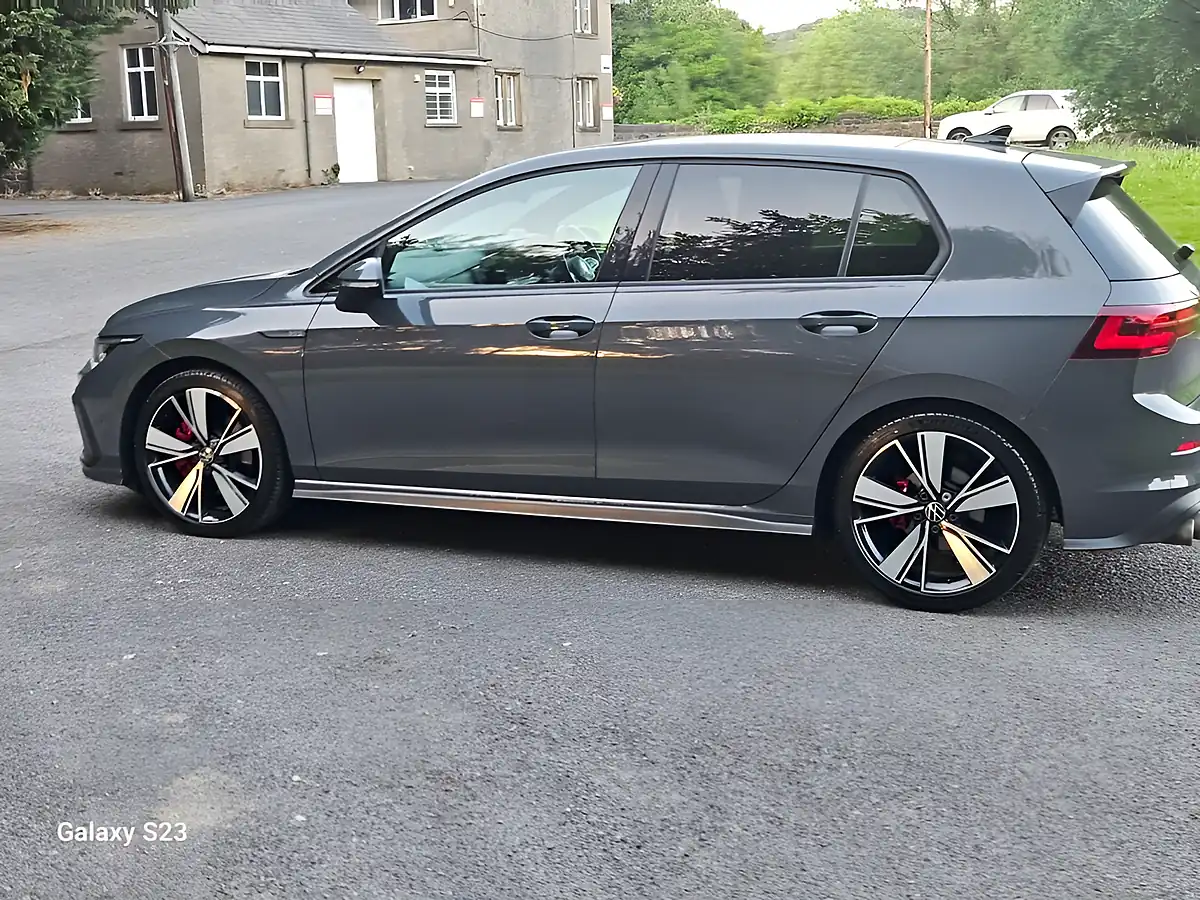 Used 2021 Volkswagen Golf Gtd Moonstone Grey - Interior and Exterior details 16