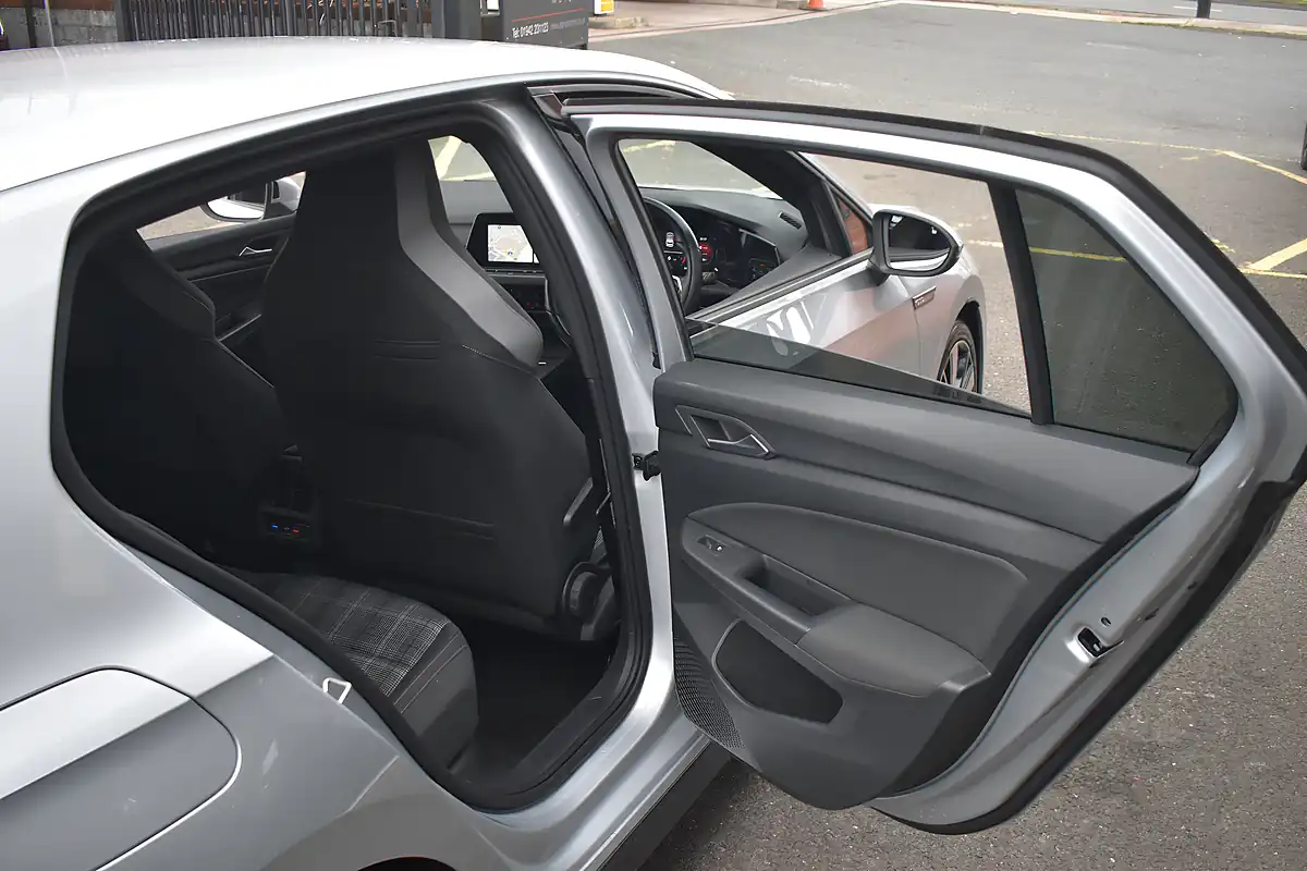 Used 2021 Volkswagen Golf Gtd Reflex Silver - Interior and Exterior details 12