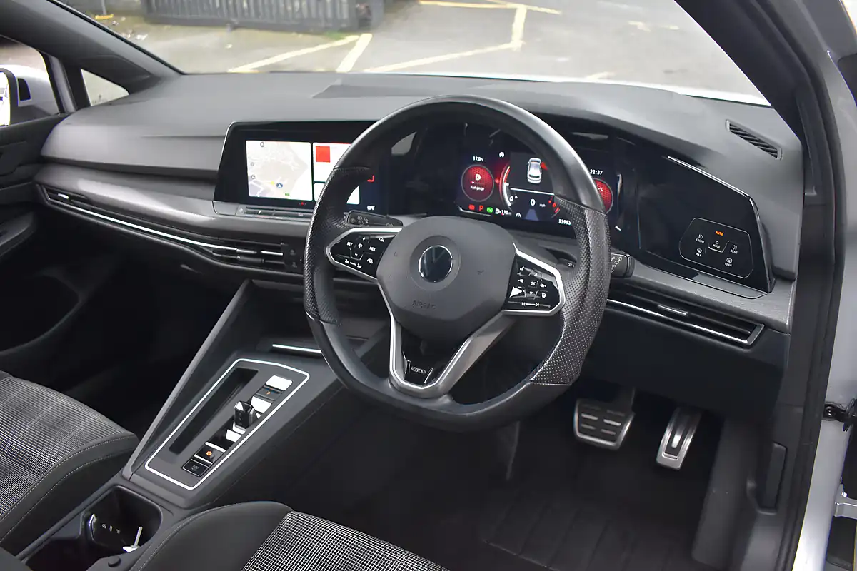 Used 2021 Volkswagen Golf Gtd Reflex Silver - Interior and Exterior details 8
