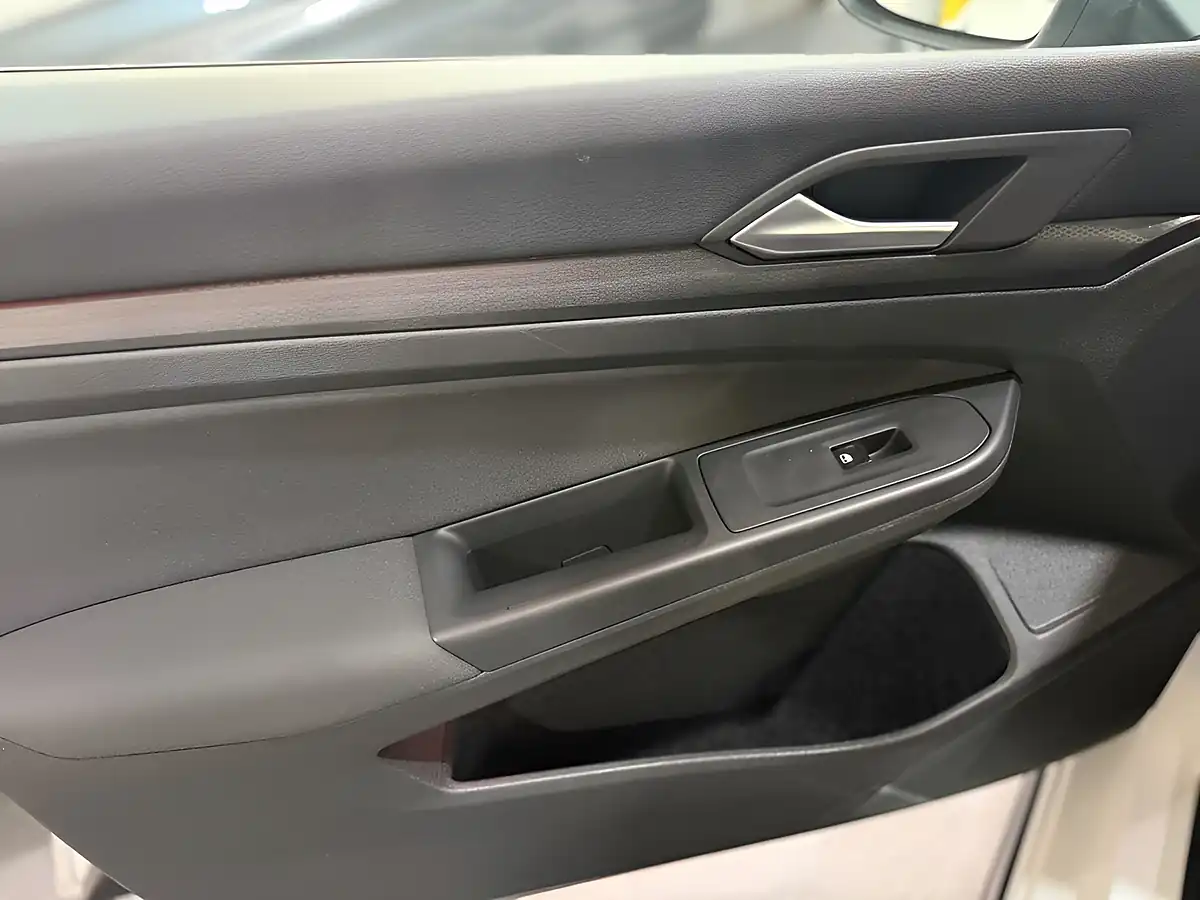 Used 2021 Volkswagen Golf Gte White - Interior and Exterior details 20