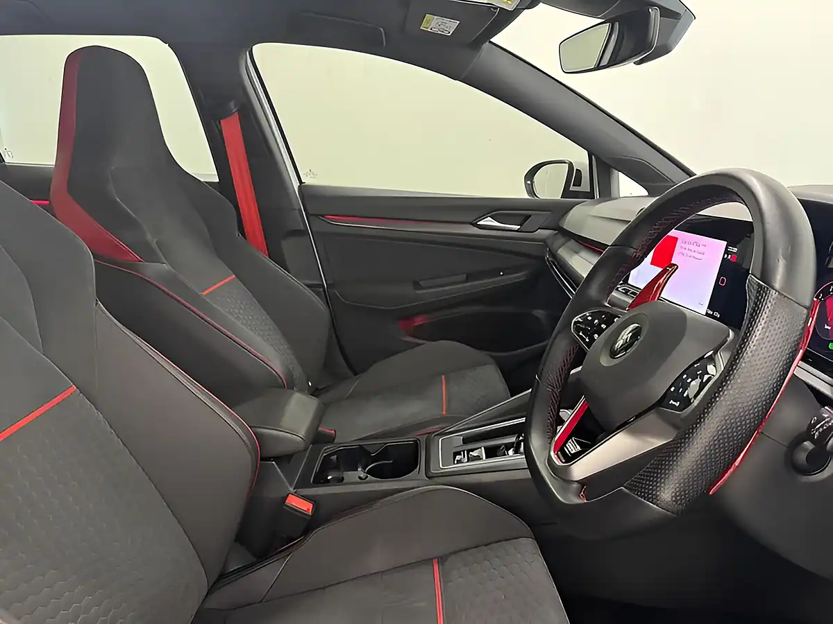 Used 2021 Volkswagen Golf GTI Clubsport White - Interior and Exterior details 10